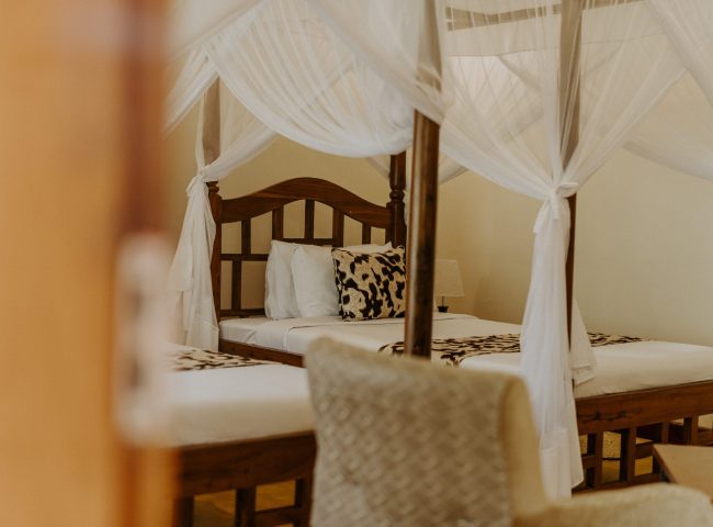 Pazuri Inn